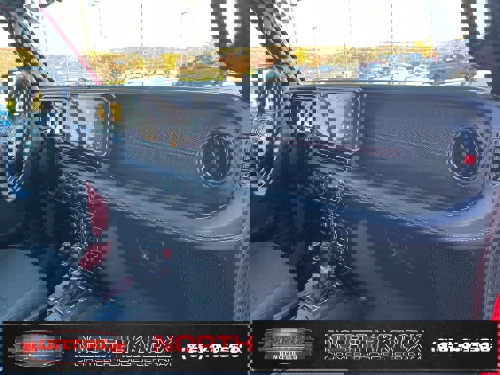 Used 2025 Jeep Wrangler Unlimited Rubicon image 28