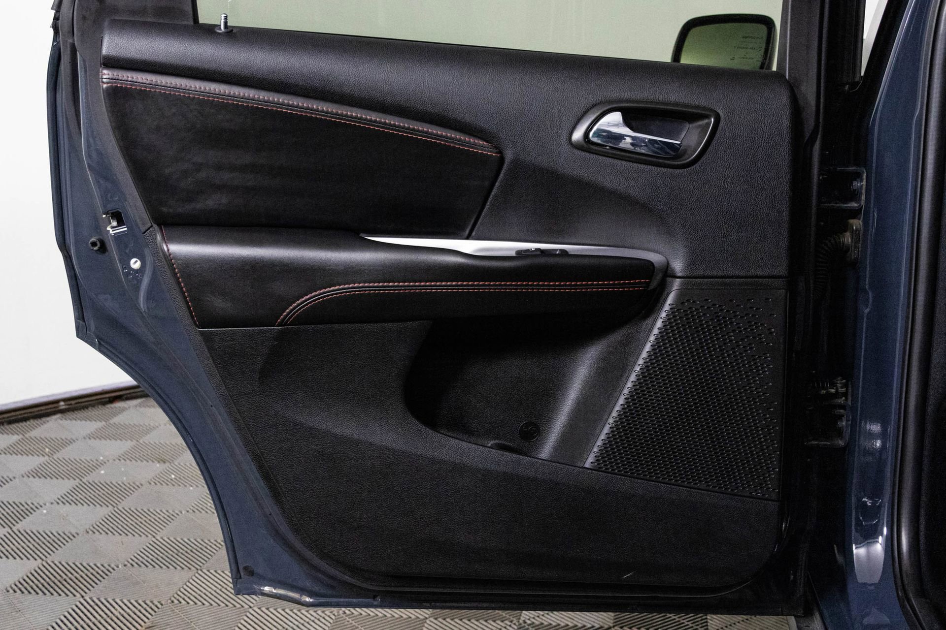 Used 2018 Dodge Journey GT image 34