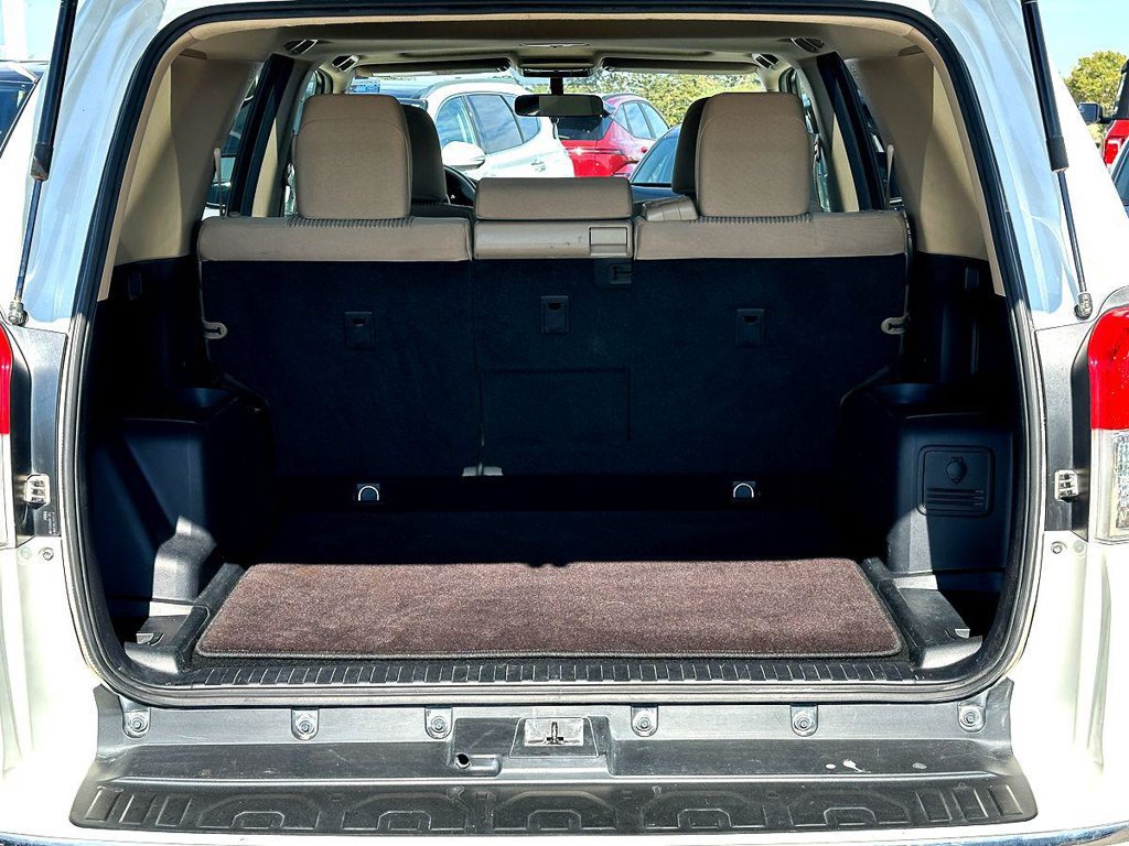 Used 2011 Toyota 4Runner SR5 RWD image 31