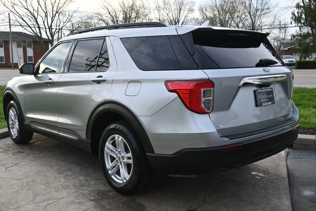 Used 2020 Ford Explorer XLT w/ Comfort Package AWD/4WD image 7