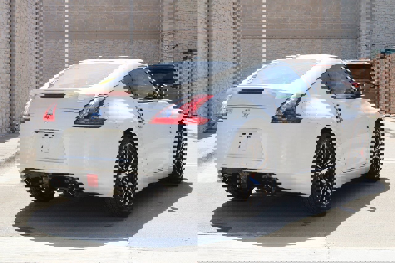 Used 2020 Nissan 370Z Touring Sport image 3