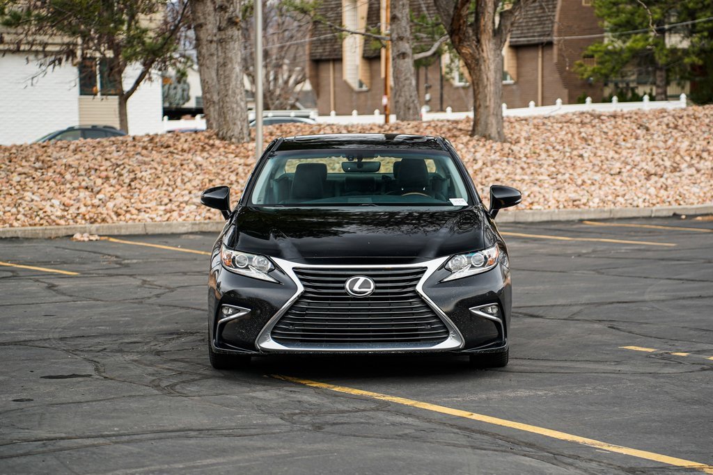 Used 2016 Lexus ES 350 image 2