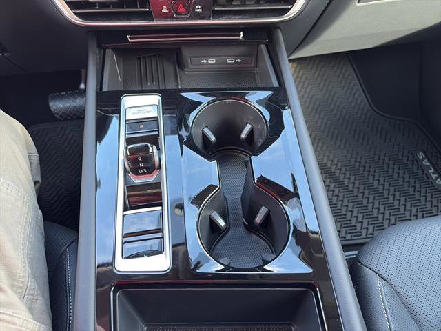 Certified 2025 Volkswagen Atlas SE w/ Panoramic Sunroof Package image 26