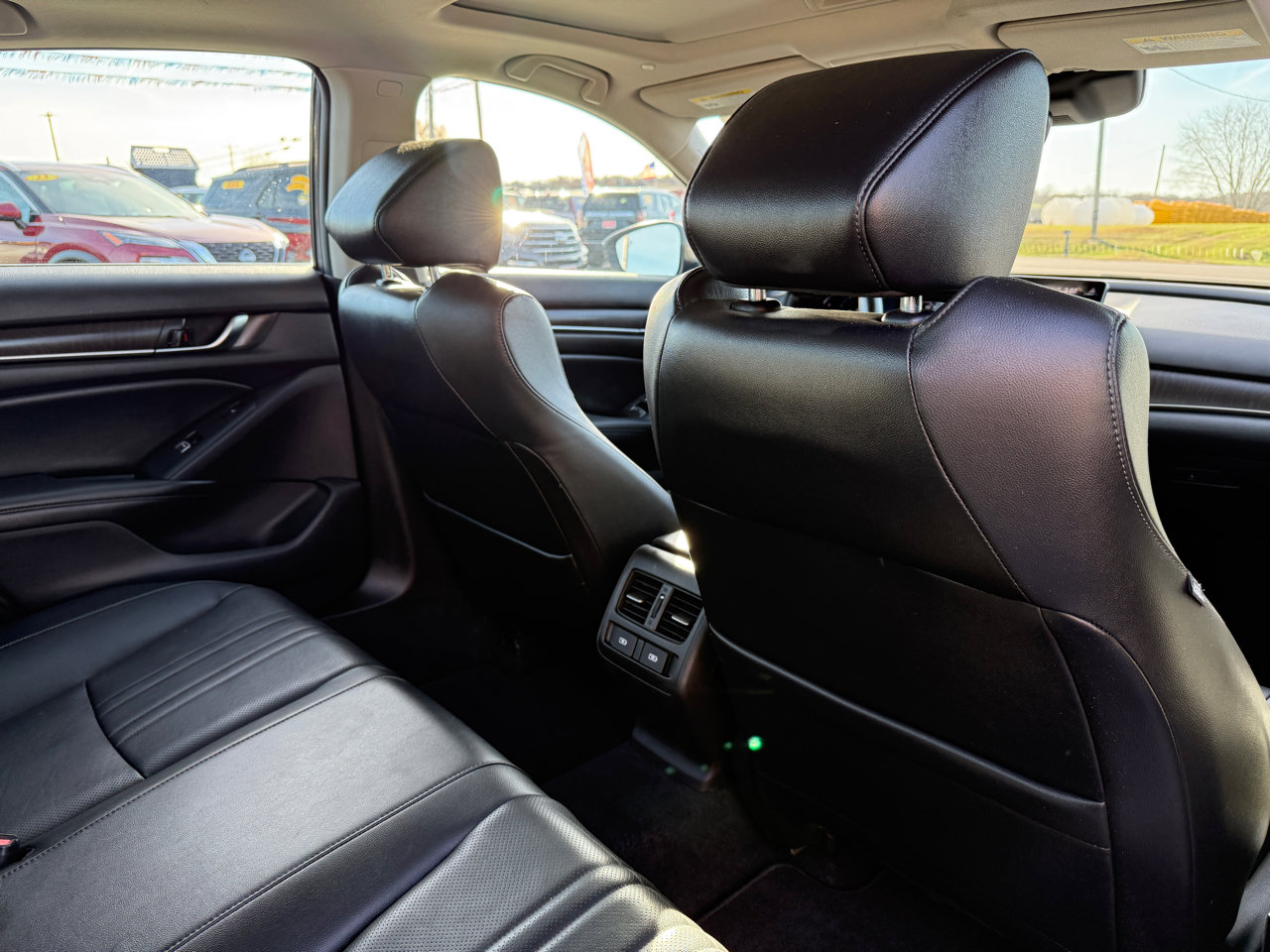 Used 2022 Honda Accord Touring image 25