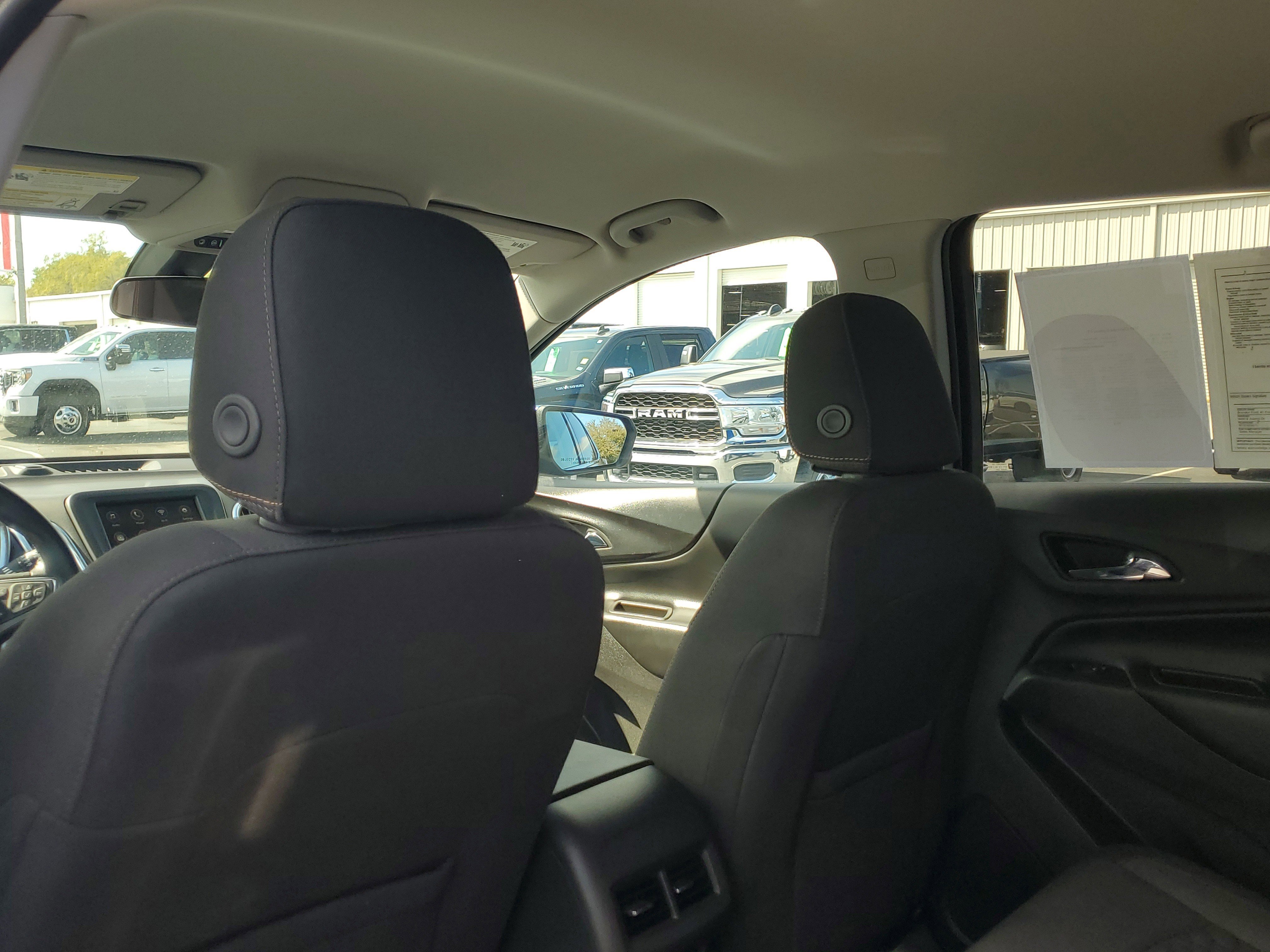 Used 2019 Chevrolet Equinox LT image 14