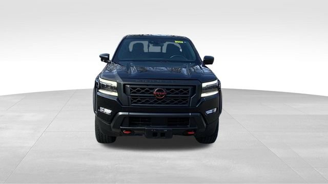 Used 2022 Nissan Frontier Pro-X image 2