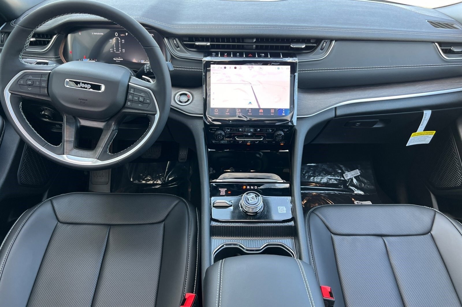 New 2025 Jeep Grand Cherokee L Limited w/ Luxury Tech Group II image 13