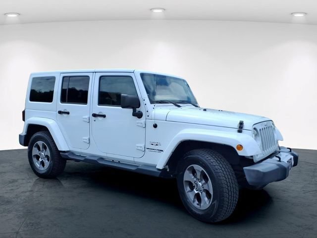 Used 2018 Jeep Wrangler Unlimited Sahara w/ Connectivity Group AWD/4WD image 5