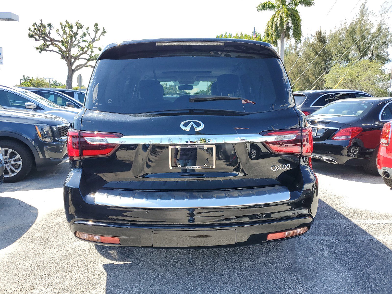 Used 2019 INFINITI QX80 Luxe image 5