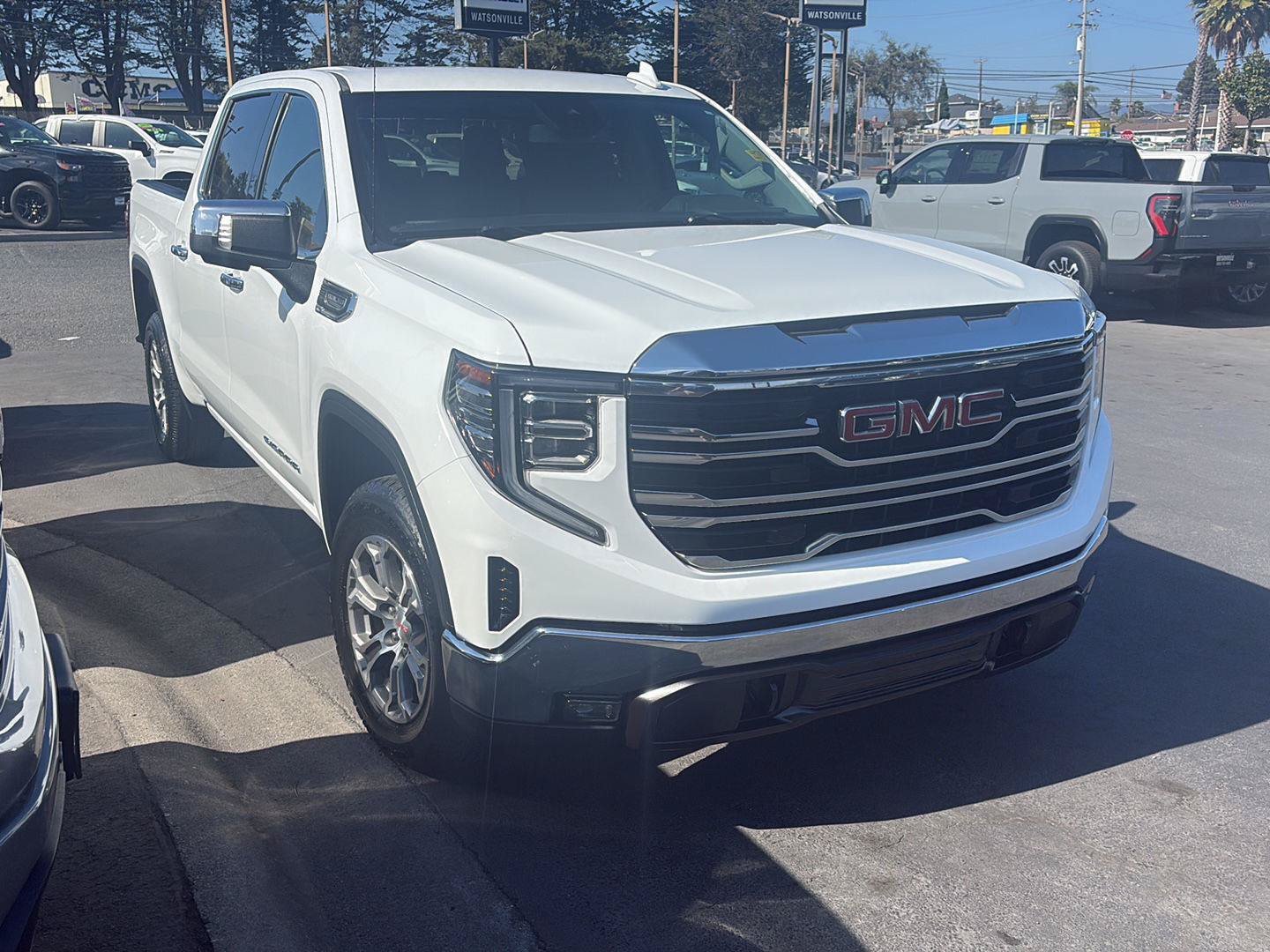 Used 2025 GMC Sierra 1500 SLT RWD image 26