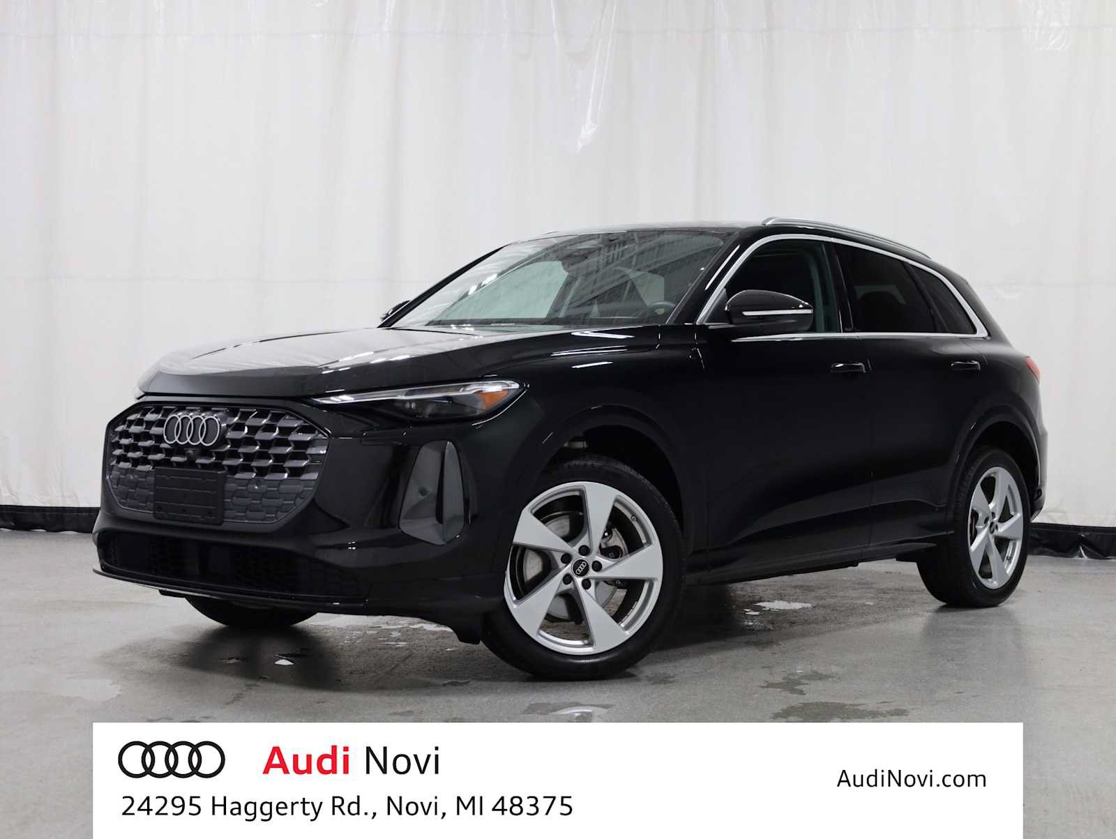 Certified 2025 Audi Q5 Premium w/ Premium Plus