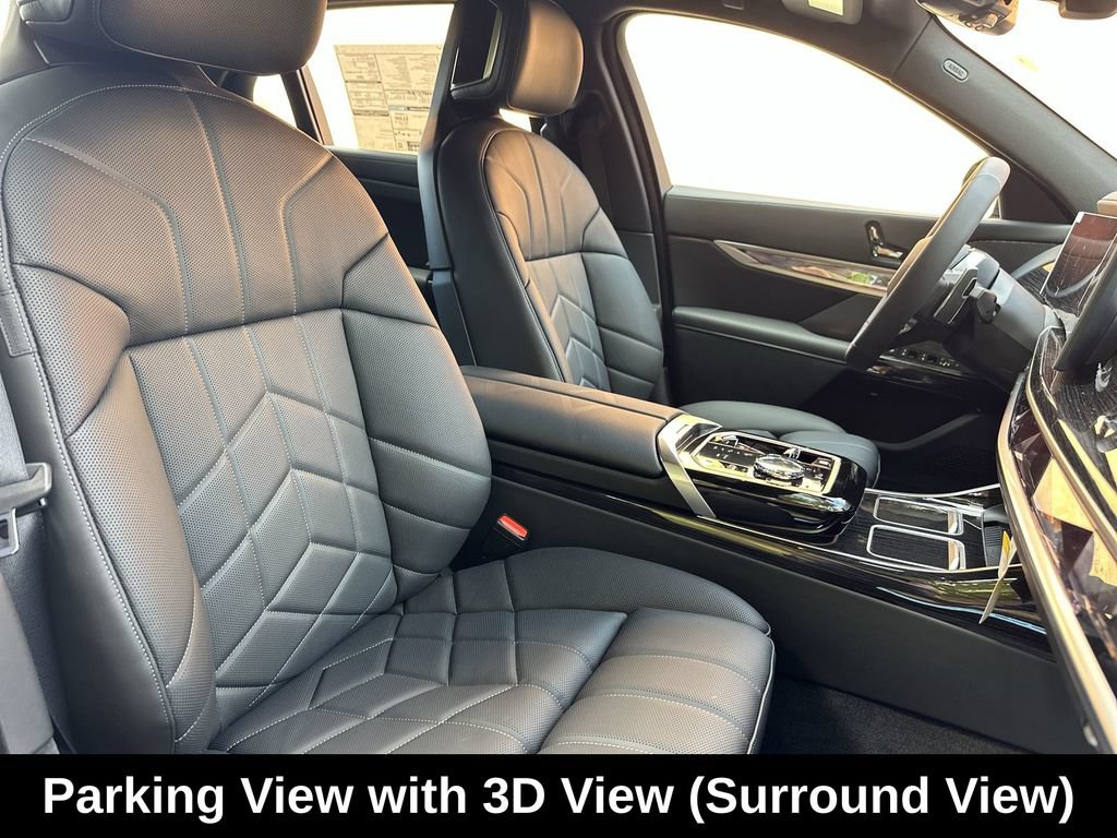 Used 2026 BMW 740i xDrive AWD/4WD image 28