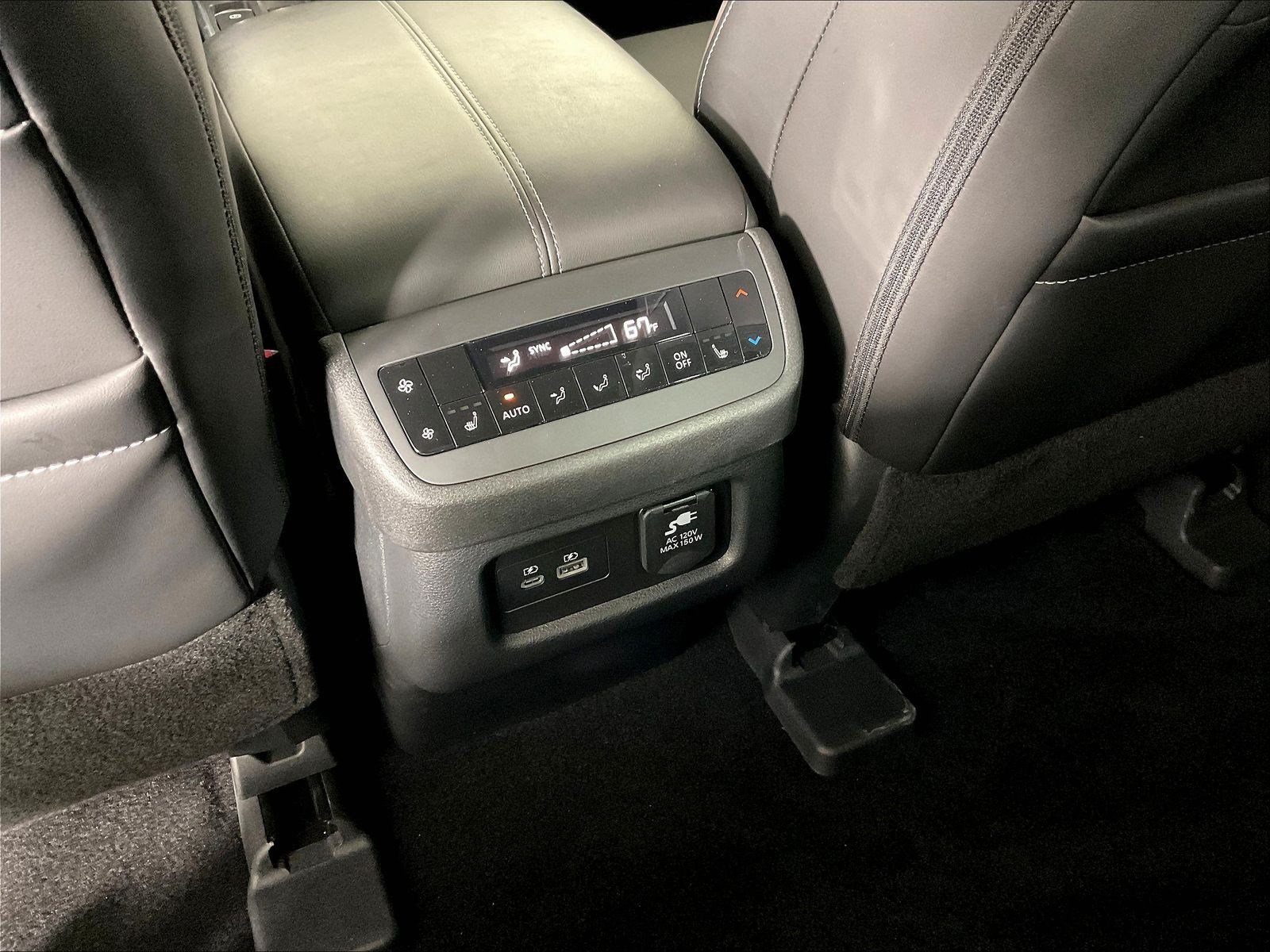 Used 2025 Nissan Pathfinder Platinum AWD/4WD image 10