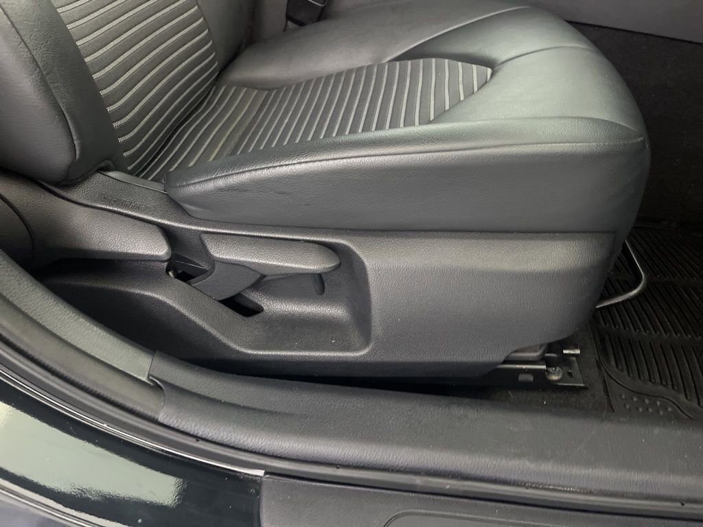 Used 2023 Toyota Camry SE FWD image 53