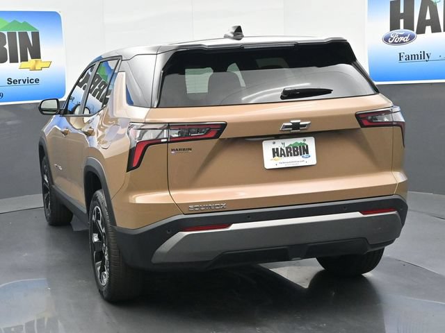 New 2027 Chevrolet Equinox LT w/ Convenience Package II FWD image 4