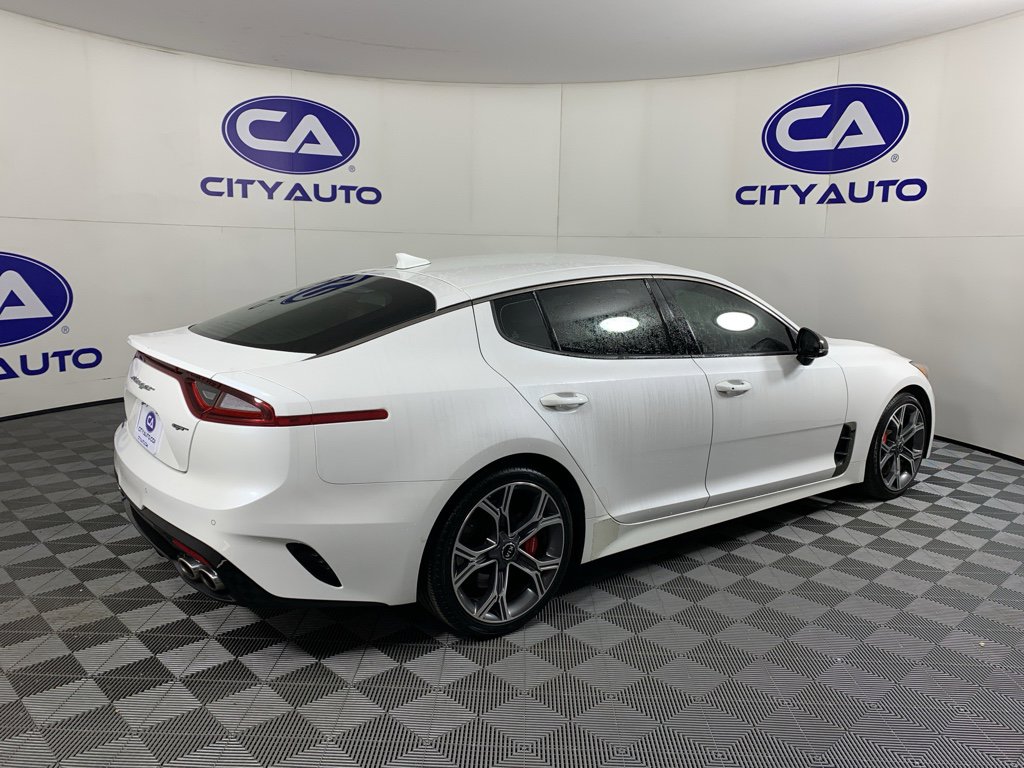 Used 2021 Kia Stinger GT RWD image 3