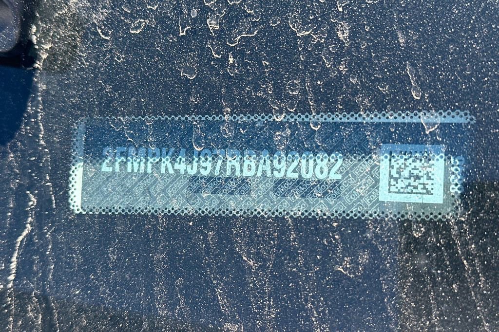 Used 2024 Ford Edge SEL w/ Sport Appearance Package image 3