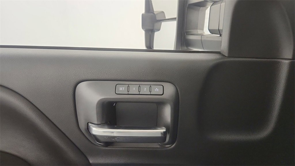 Used 2017 GMC Sierra 2500 Denali w/ Suspension Package, Off-Road image 24