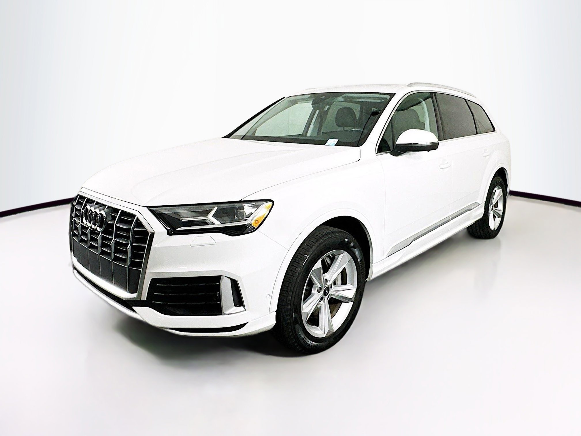 Used 2022 Audi Q7 3.0T Premium image 3