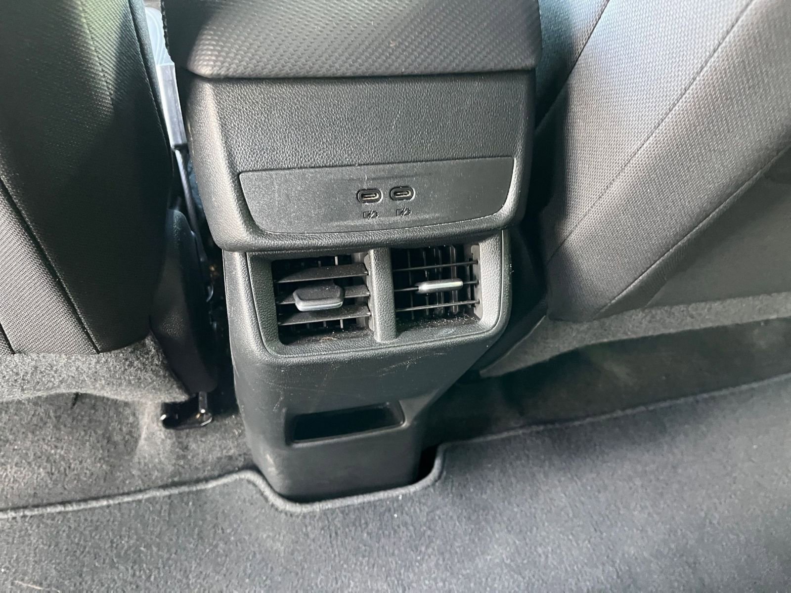 Used 2025 Chevrolet Equinox LT AWD/4WD image 28