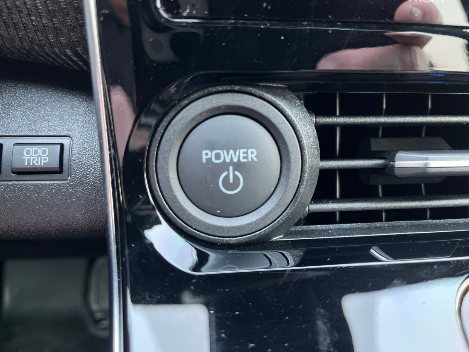 Certified 2023 Subaru Solterra AWD image 30