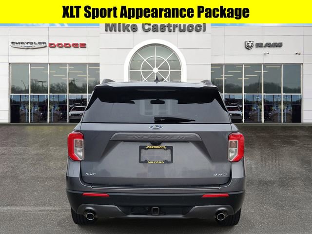 Used 2022 Ford Explorer XLT w/ Equipment Group 202A image 5
