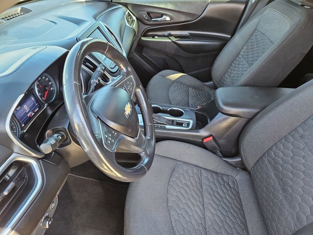 Used 2020 Chevrolet Equinox LT FWD image 18