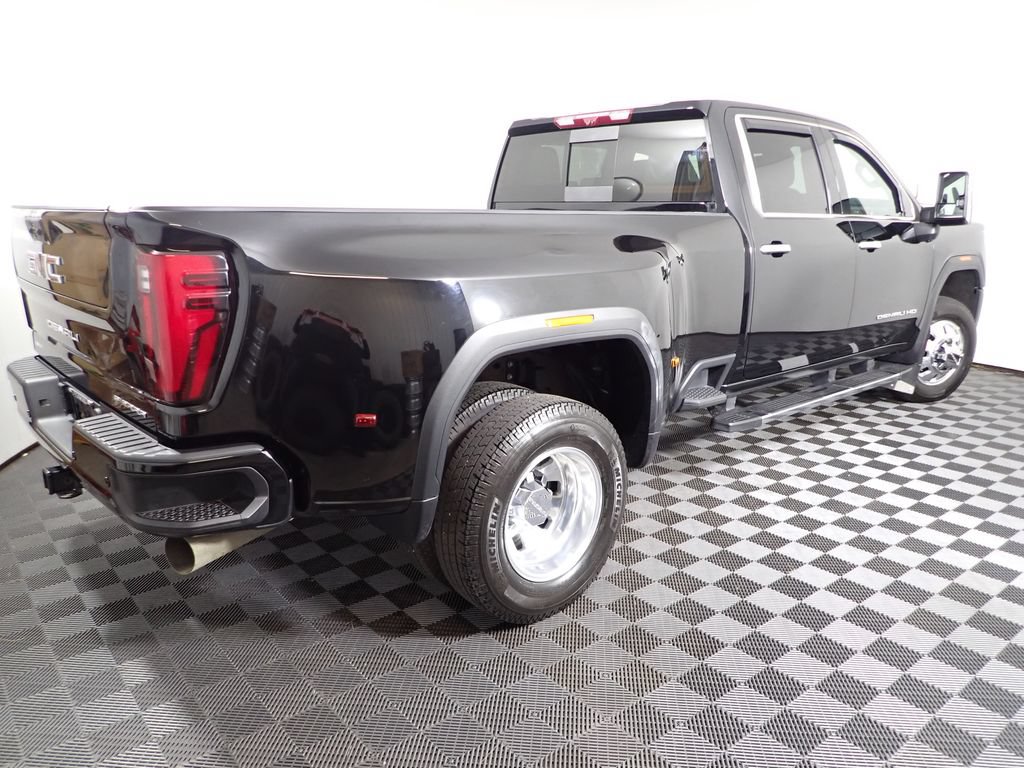 Used 2024 GMC Sierra 3500 Denali w/ Denali Reserve Package AWD/4WD image 21