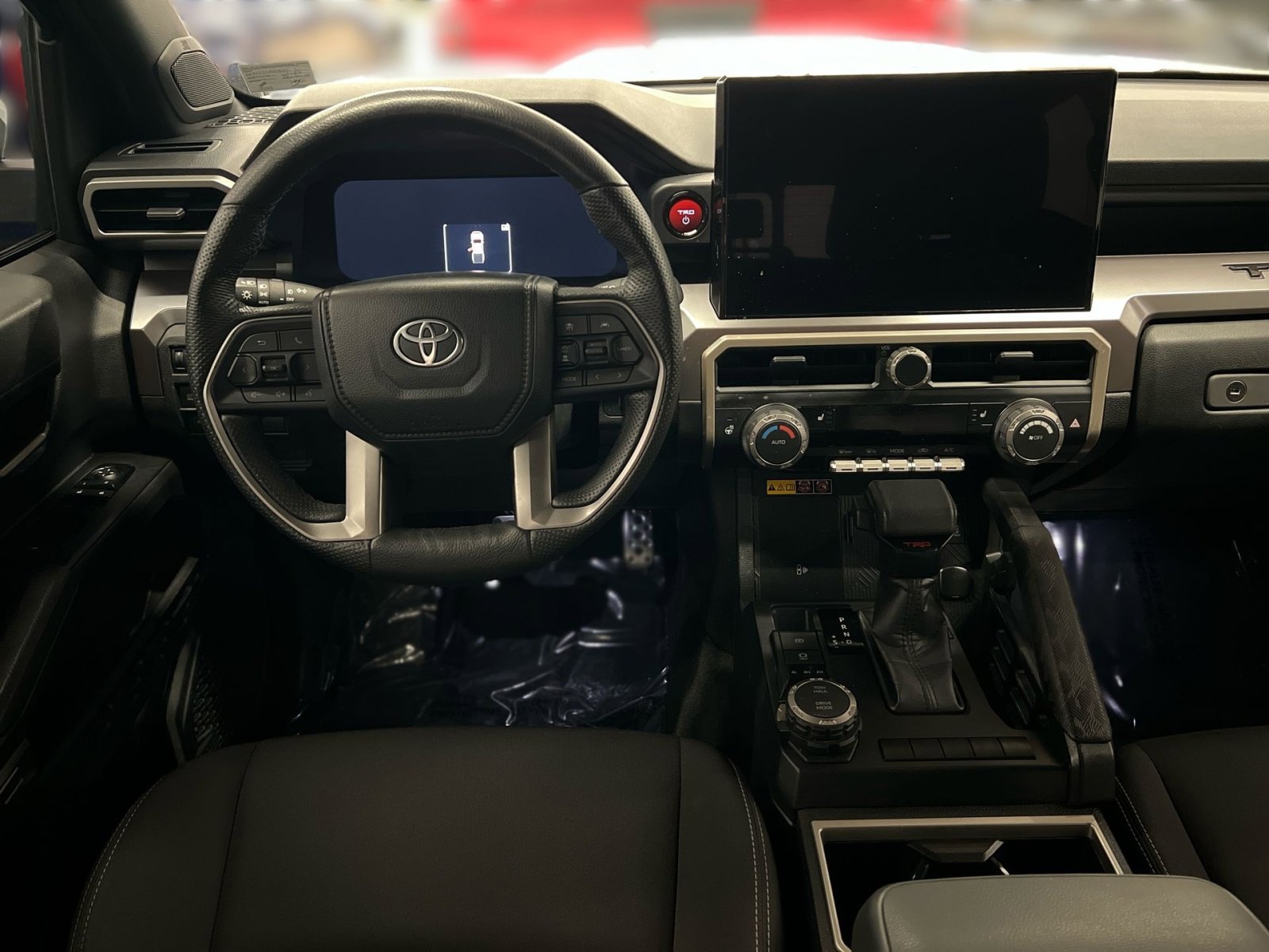 Used 2024 Toyota Tacoma TRD Sport w/ TRD Sport Upgrade Package image 17