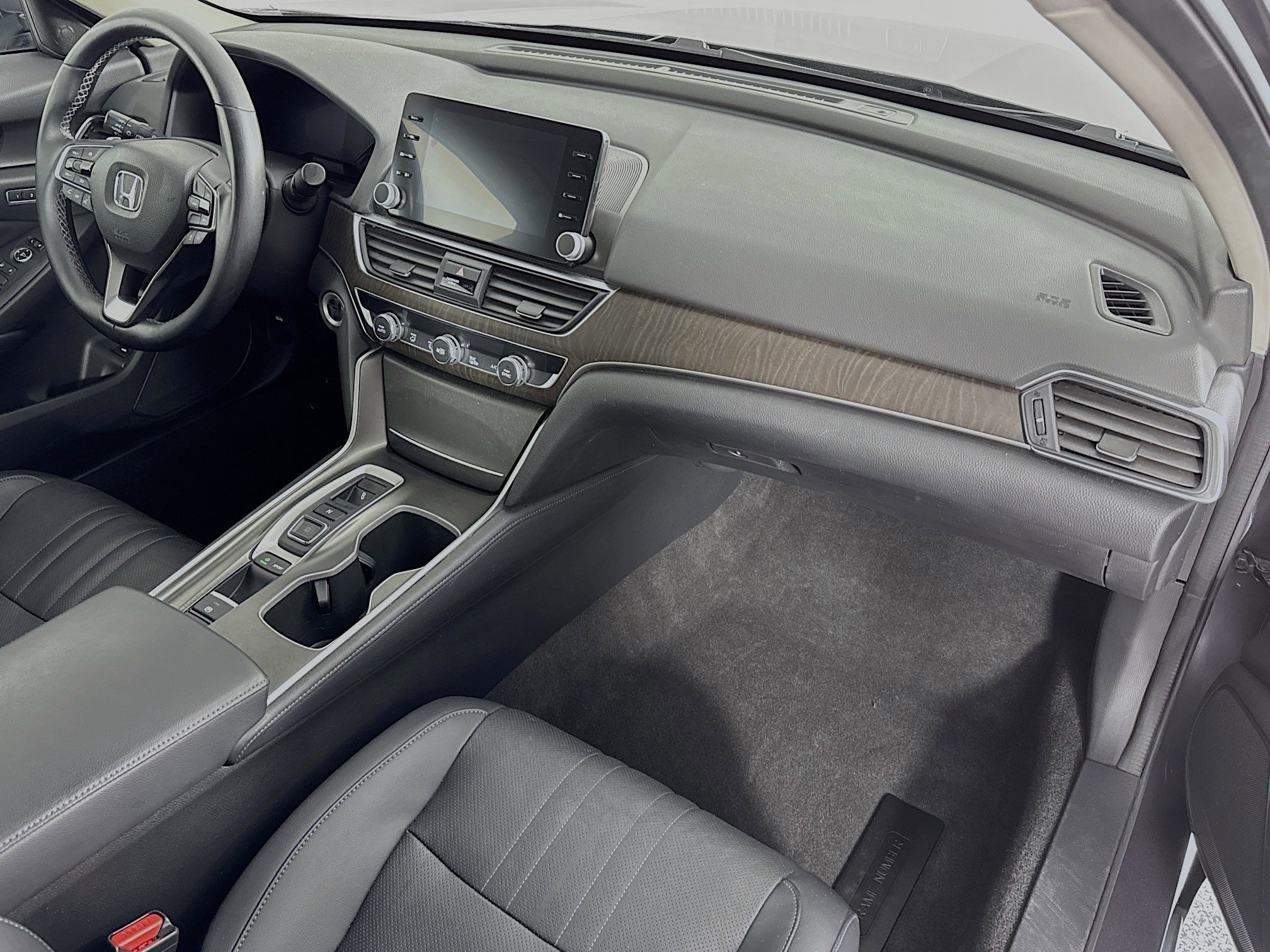 Certified 2018 Honda Accord EX-L image 28