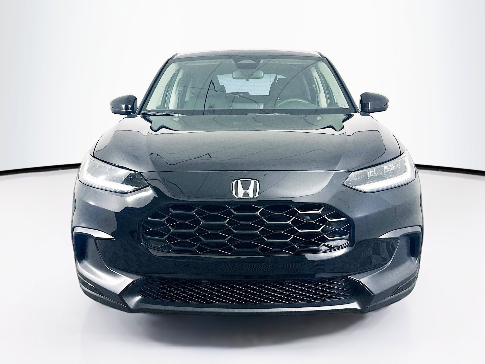 Used 2024 Honda HR-V LX image 2