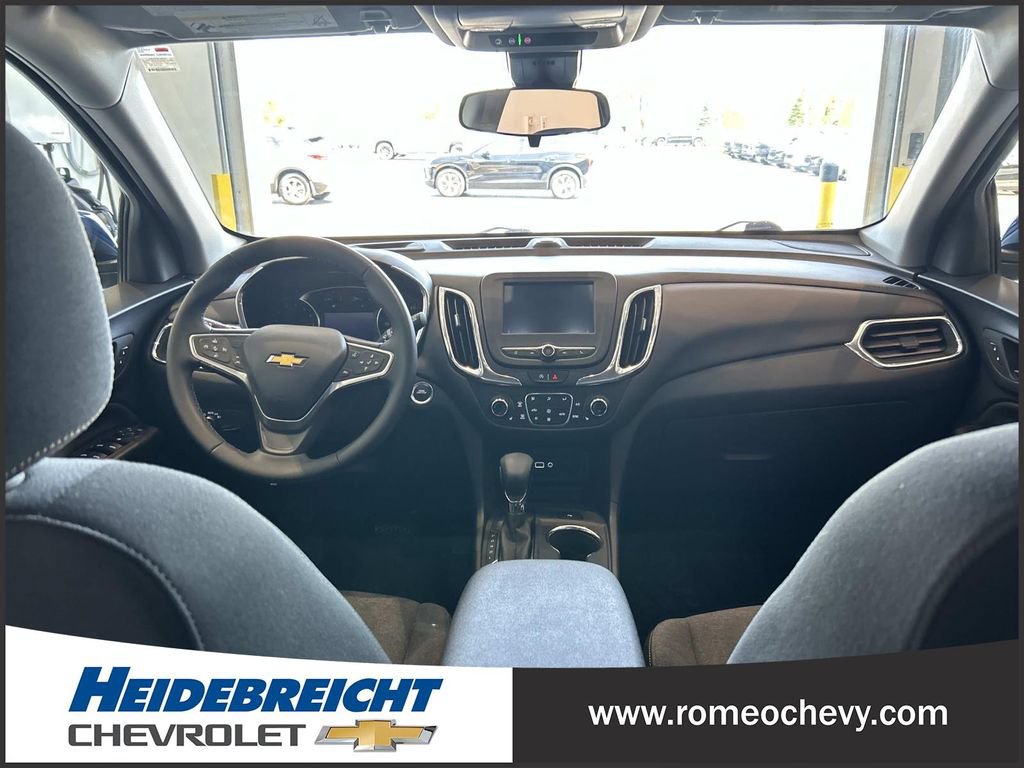 Used 2023 Chevrolet Equinox LT FWD image 16