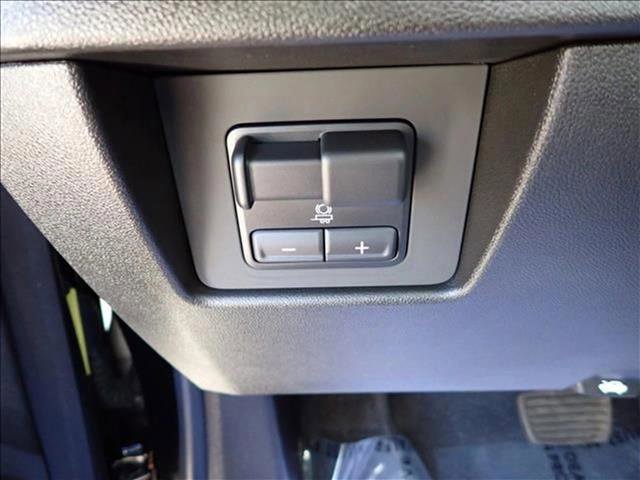 Used 2023 GMC Canyon AT4 w/ LPO, Sports Bar Package image 17