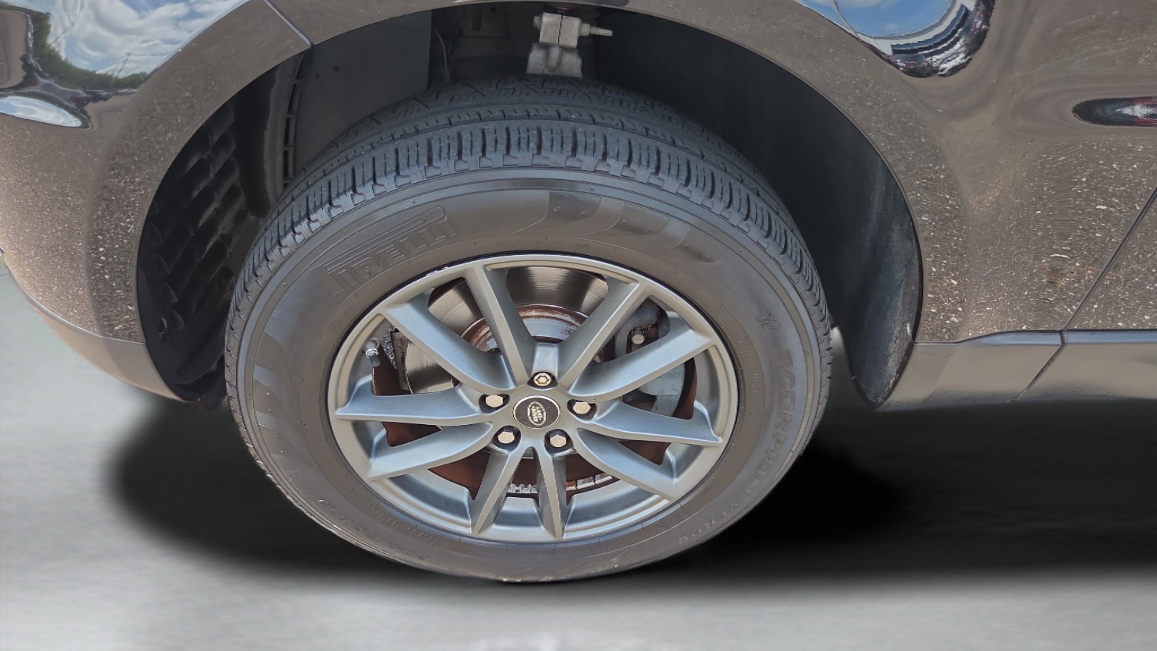 Used 2016 Land Rover Range Rover Sport SE AWD/4WD image 32