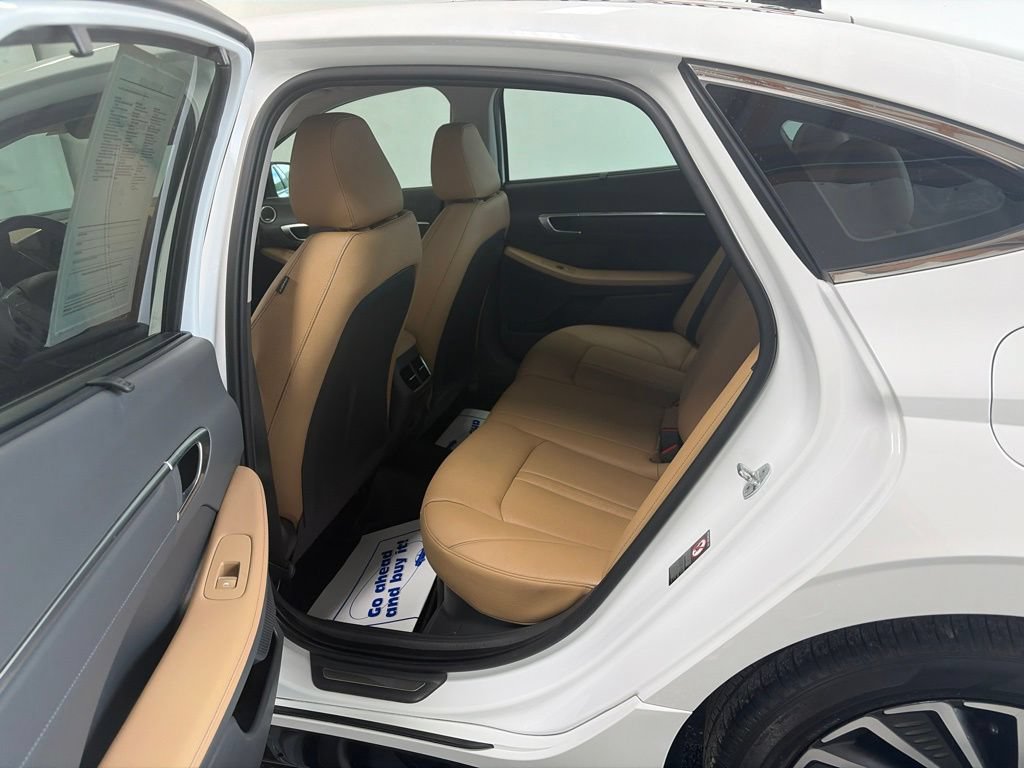 Used 2021 Hyundai Sonata Limited FWD image 16