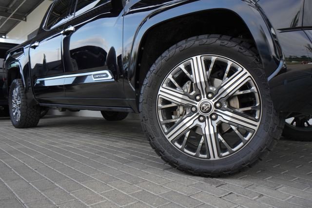 Used 2023 Toyota Tundra Capstone AWD/4WD image 11