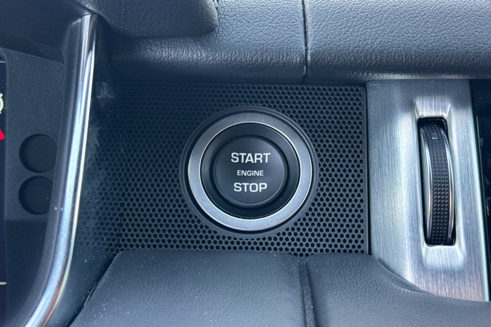 Certified 2022 Land Rover Range Rover Westminster Edition image 25