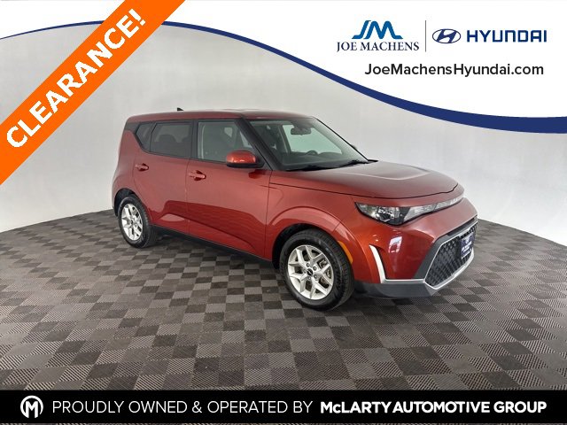 Used 2023 Kia Soul LX w/ LX Technology Package