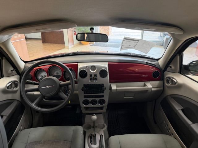 Used 2008 Chrysler PT Cruiser FWD image 9