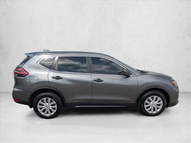Used 2019 Nissan Rogue S video 4