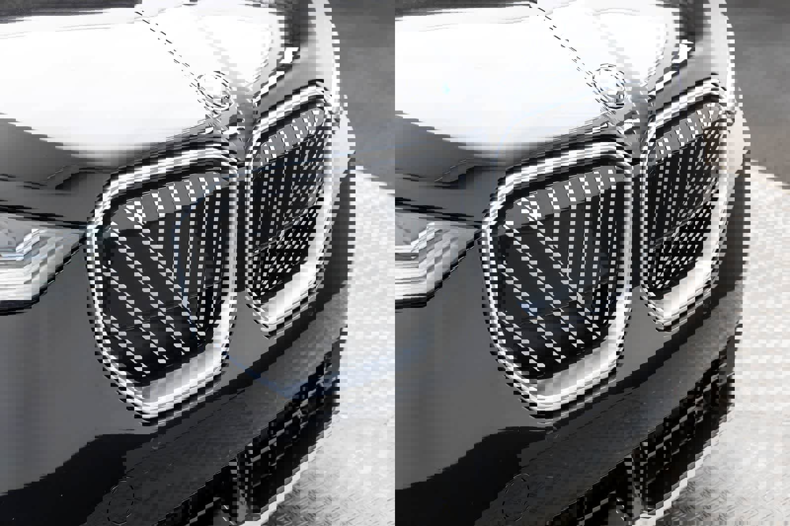 Used 2025 BMW X3 xDrive30i w/ Convenience Package image 55