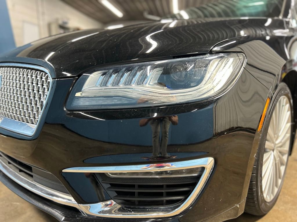 Used 2017 Lincoln MKZ Reserve image 6