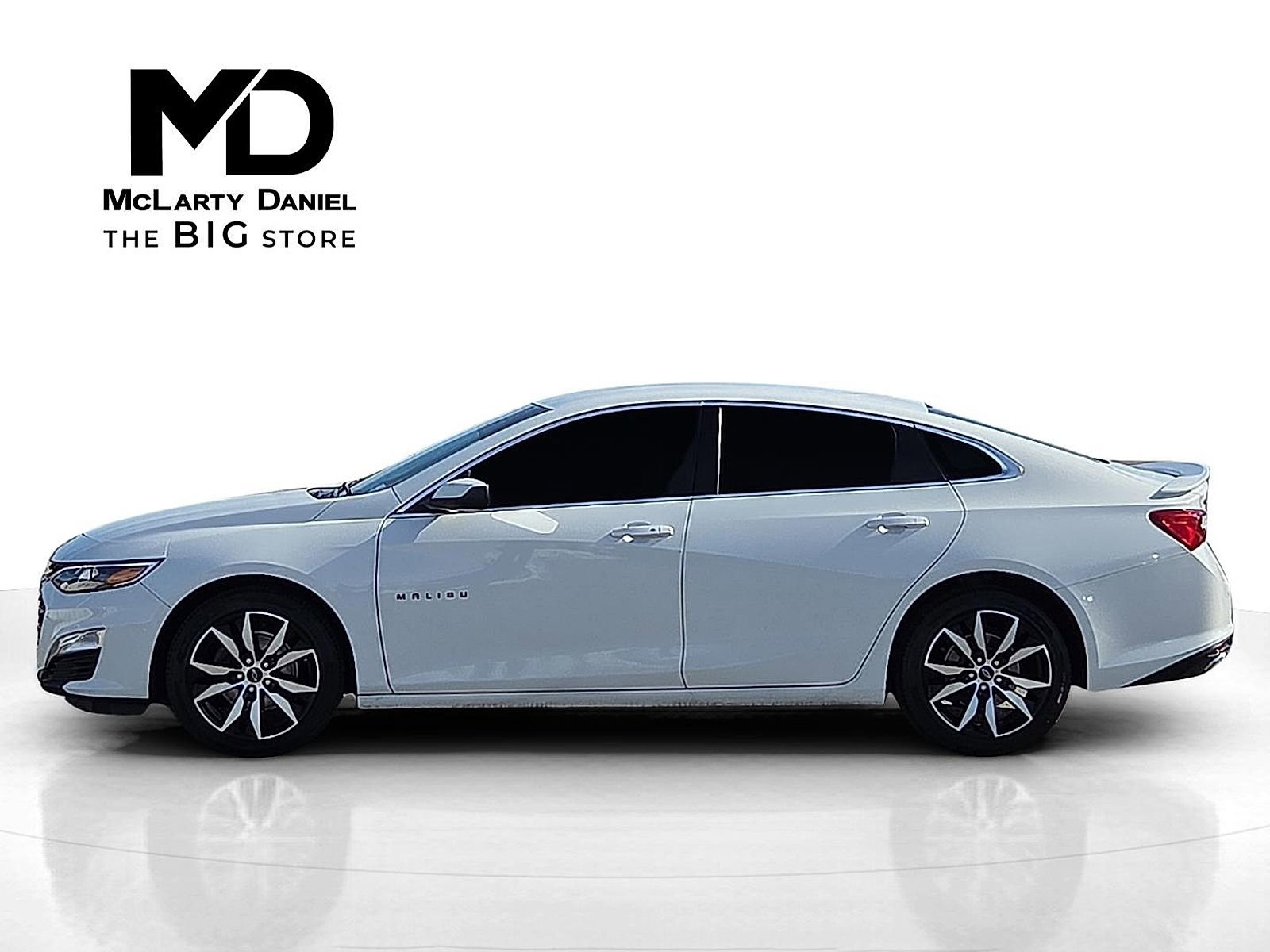 Used 2024 Chevrolet Malibu RS image 3