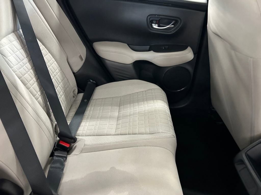 Used 2023 Honda HR-V LX image 17
