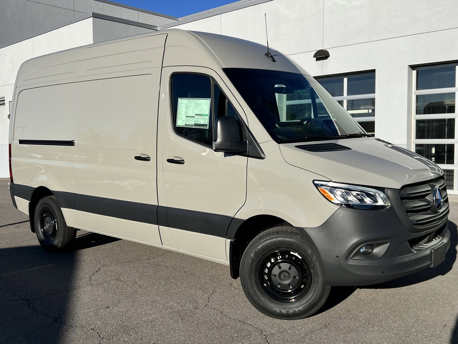 New 2025 Mercedes-Benz Sprinter 2500 image 4