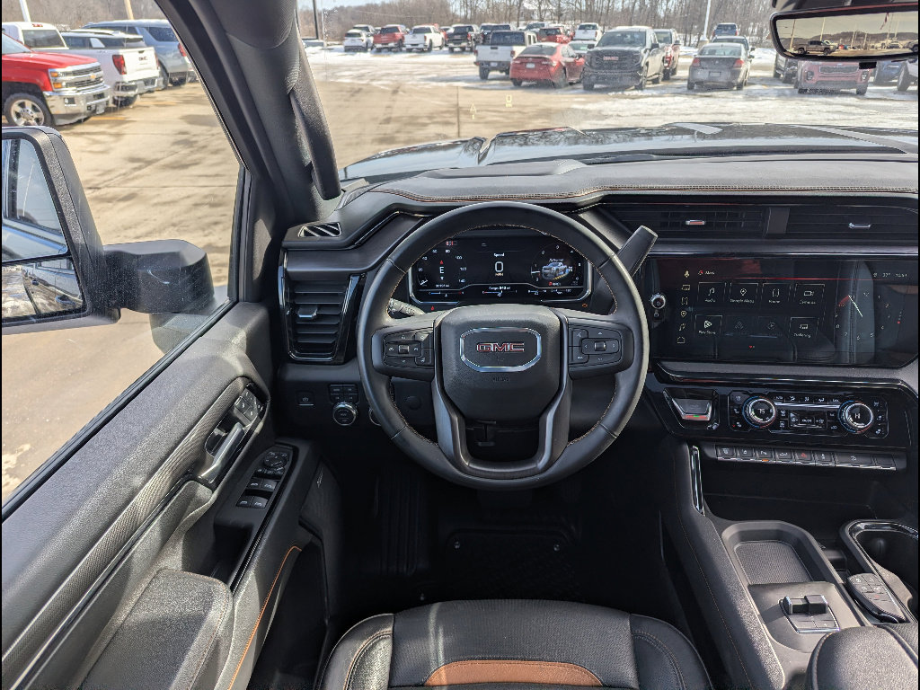 Used 2025 GMC Sierra 2500 AT4 w/ AT4 Premium Plus Package image 3