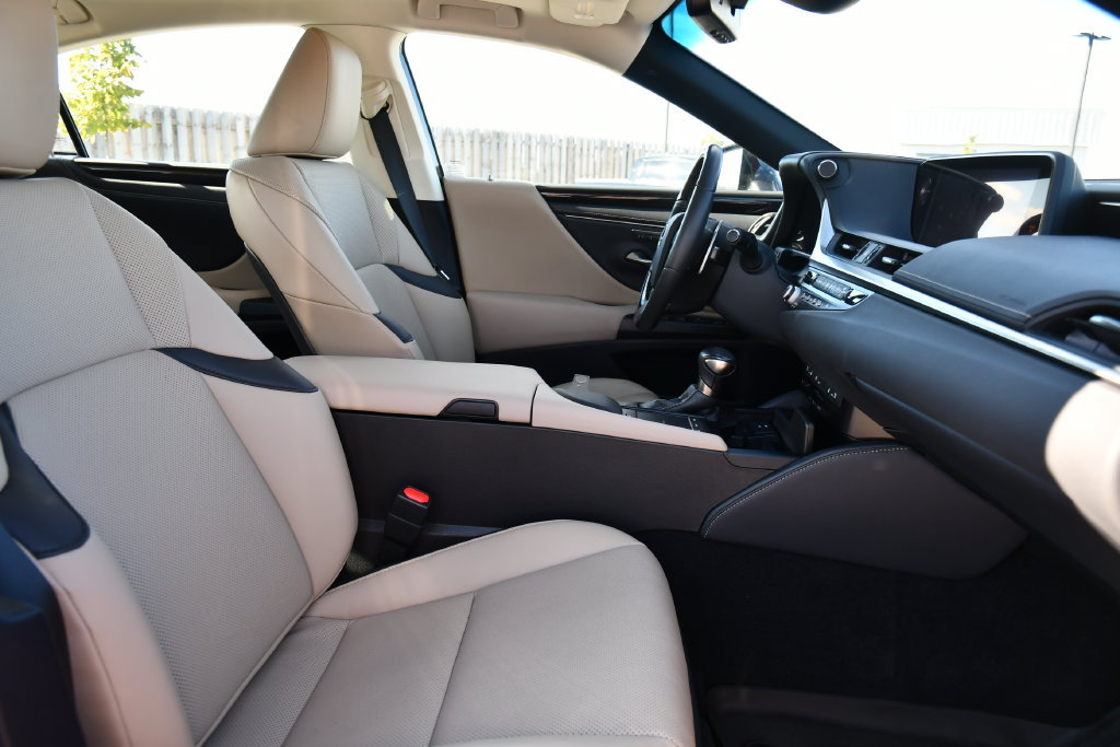 Used 2021 Lexus ES 350 w/ Premium Package FWD image 31
