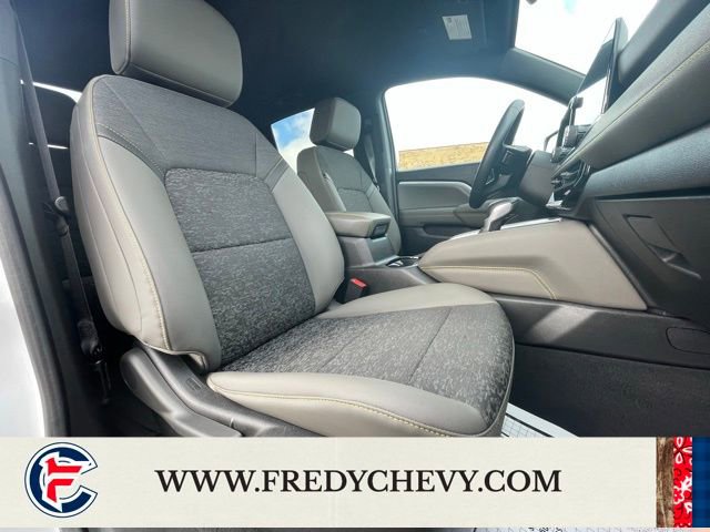 Used 2024 Chevrolet Colorado ZR2 w/ Safety Package image 33