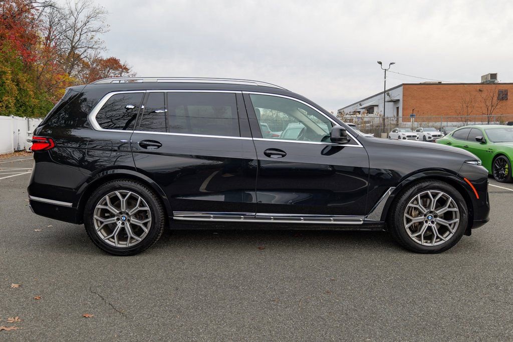 Used 2024 BMW X7 xDrive40i image 8