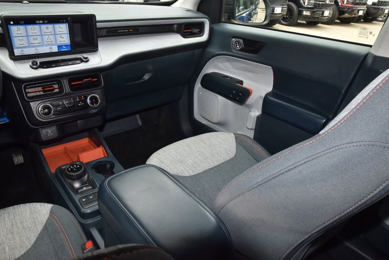 Used 2023 Ford Maverick XLT FWD image 17
